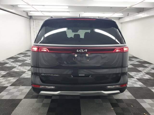 Certified 2022 Kia Carnival SX w/ Paint Protection Package image 5