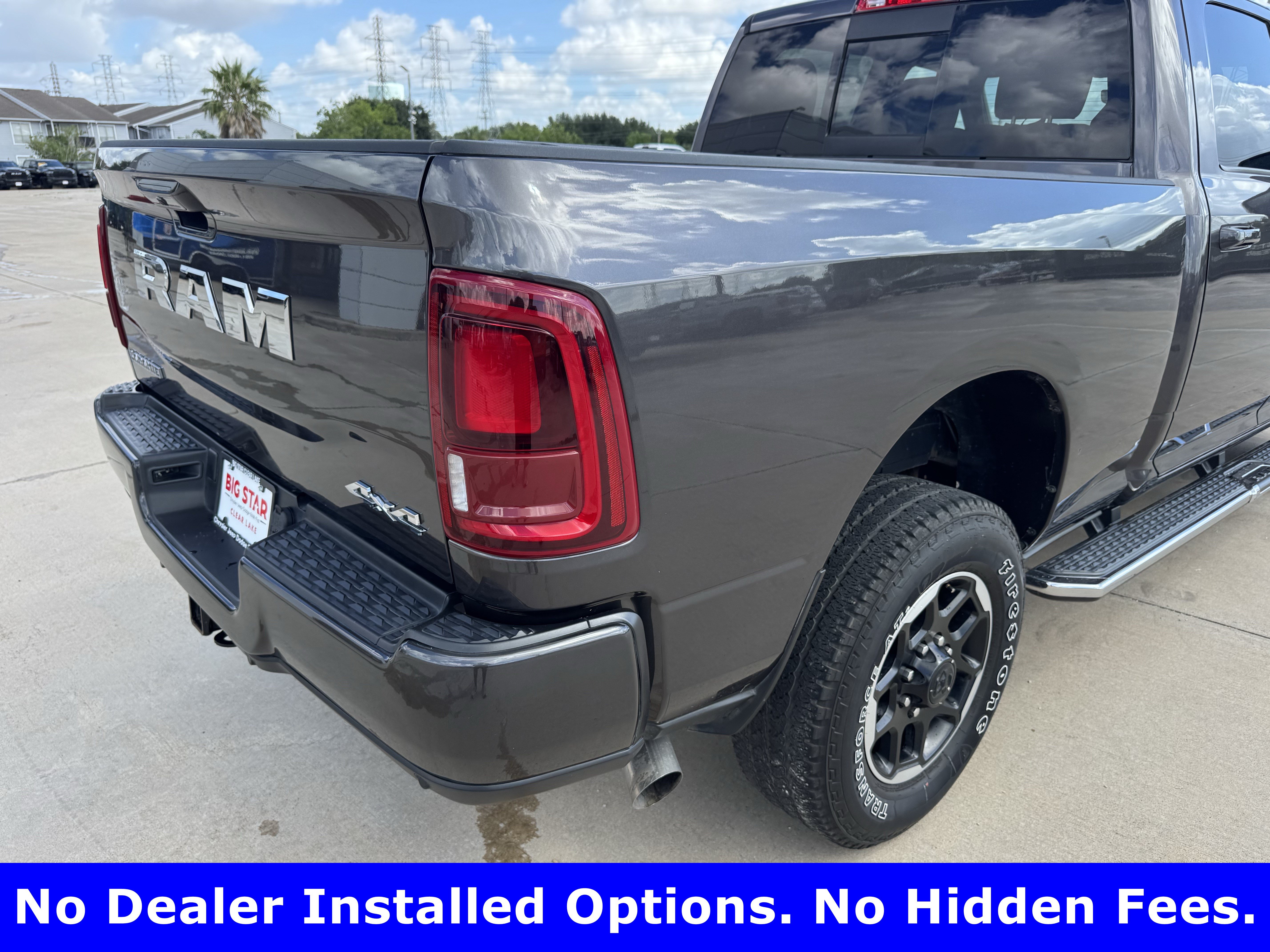 Used 2025 RAM 2500 Laramie AWD/4WD image 9