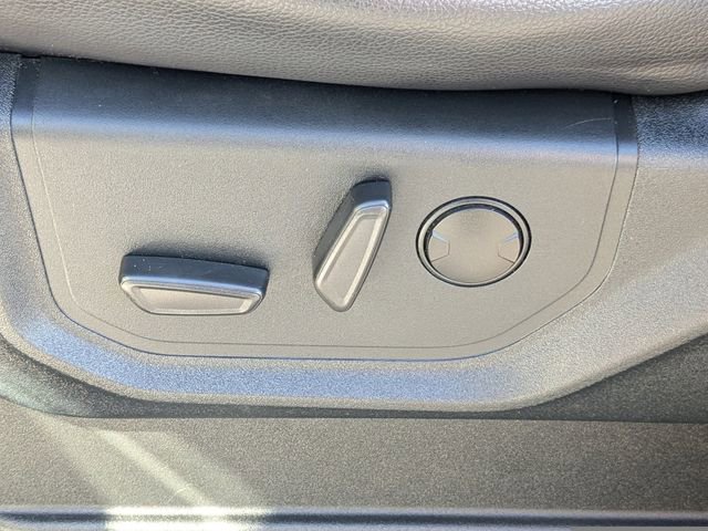 Used 2020 Ford Expedition XLT w/ Equipment Group 202A image 25