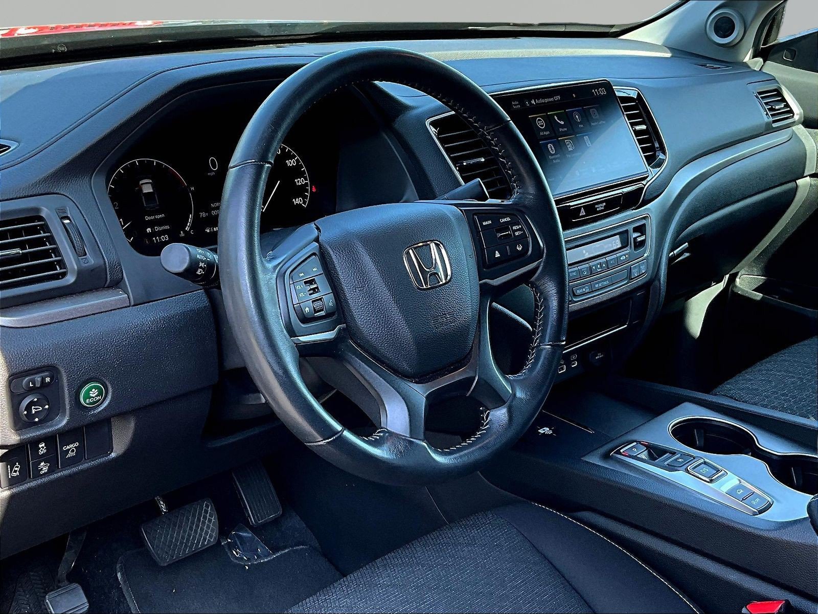 Certified 2025 Honda Ridgeline Sport image 18