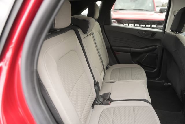 Used 2022 Ford Escape SE w/ Convenience Package image 16