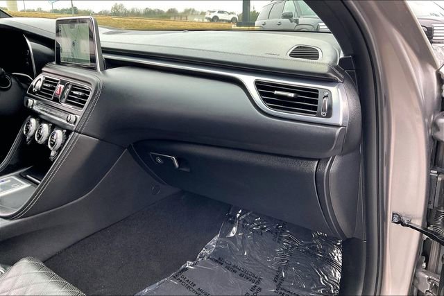 Certified 2021 Genesis G70 3.3T image 16