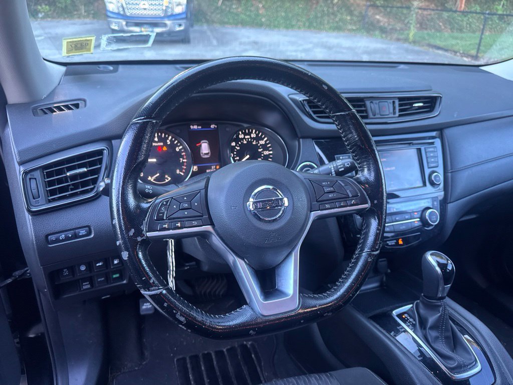 Used 2020 Nissan Rogue SV AWD/4WD image 14