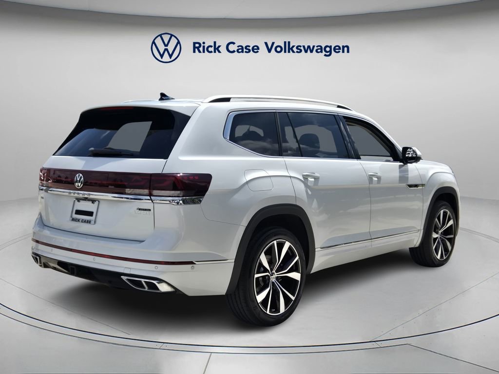 Used 2024 Volkswagen Atlas SEL Premium R-Line image 6
