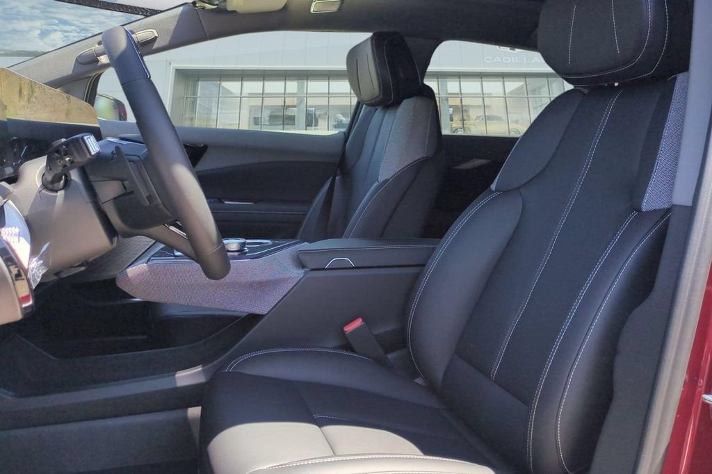 New 2026 Cadillac Optiq Luxury 1 AWD/4WD image 12