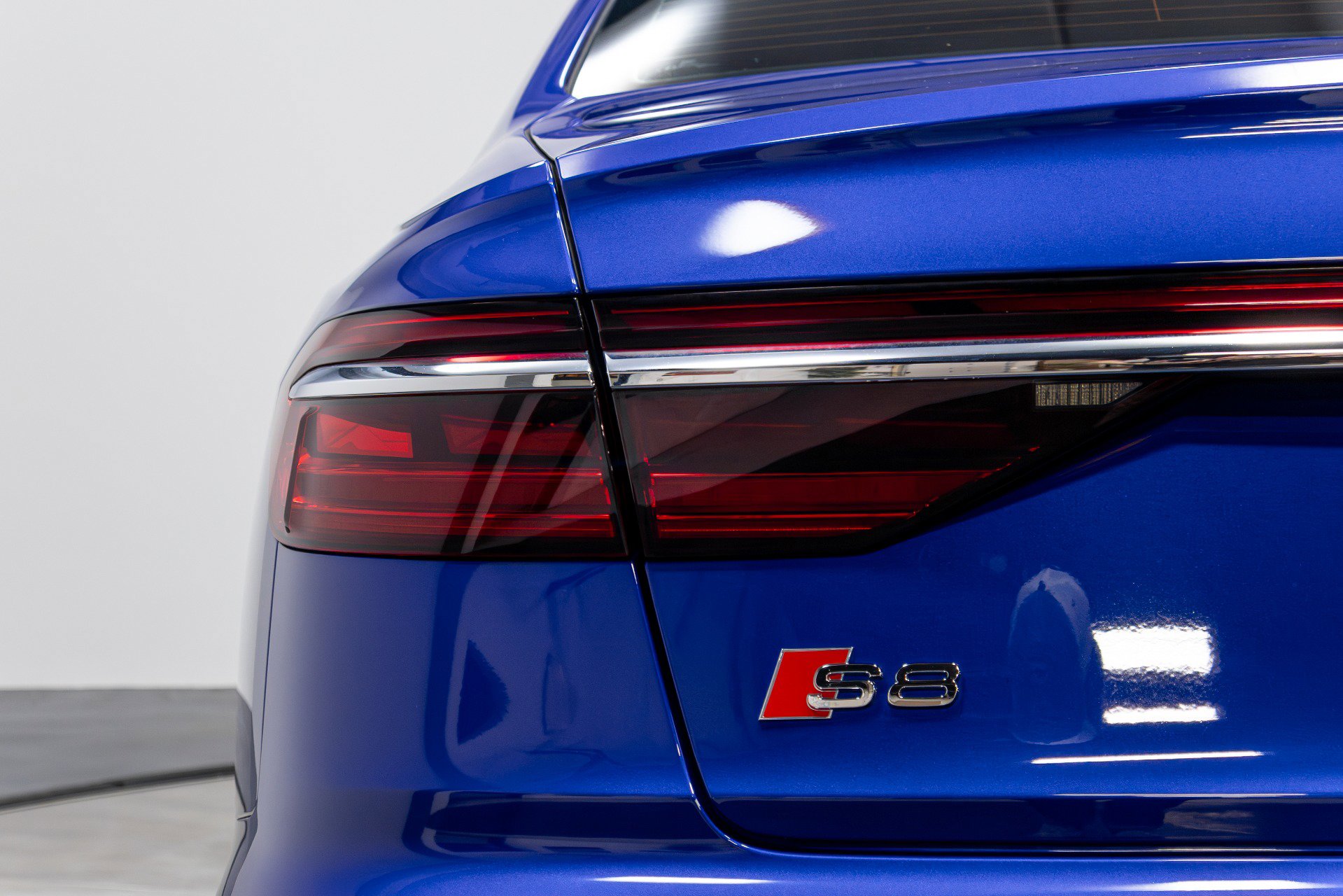 Used 2023 Audi S8 image 50