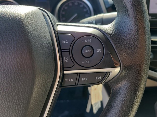 Used 2022 Toyota Camry LE image 27