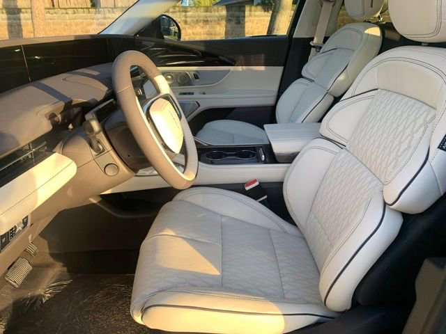 New 2026 Lincoln Nautilus Black Label w/ Jet Appearance Package image 13