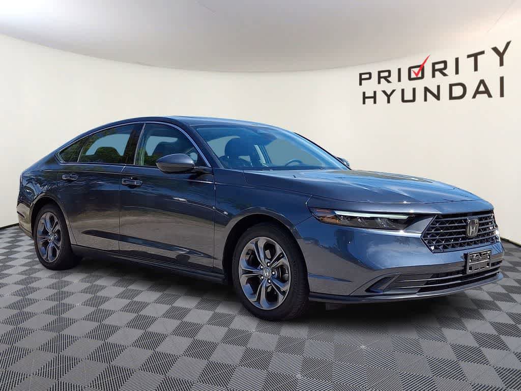 Used 2024 Honda Accord EX image 3