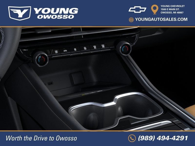 New 2027 Chevrolet Traverse Z71 w/ Driver Confidence Package AWD/4WD image 24