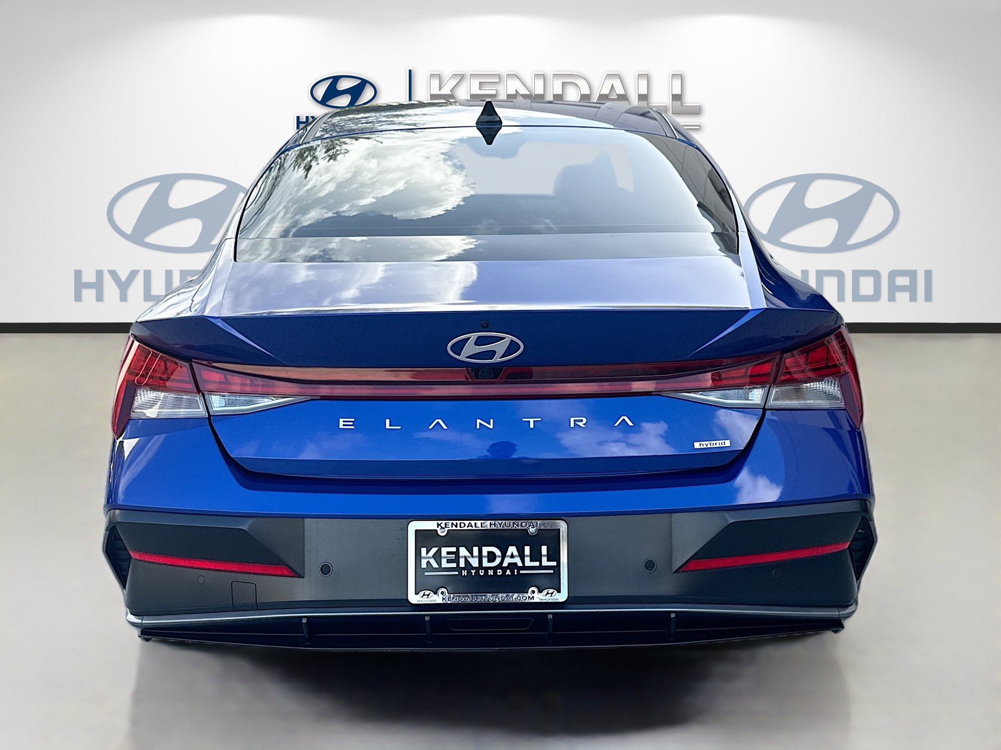 Used 2024 Hyundai Elantra Limited FWD image 5