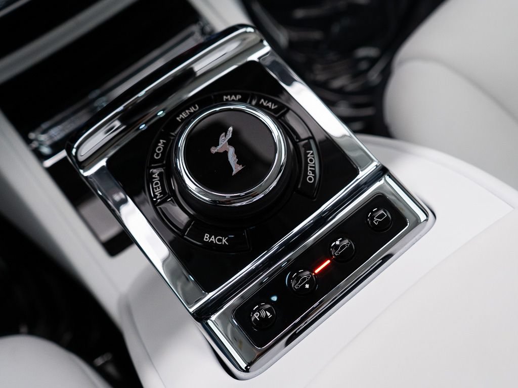 Certified 2023 Rolls-Royce Phantom Sedan RWD image 41