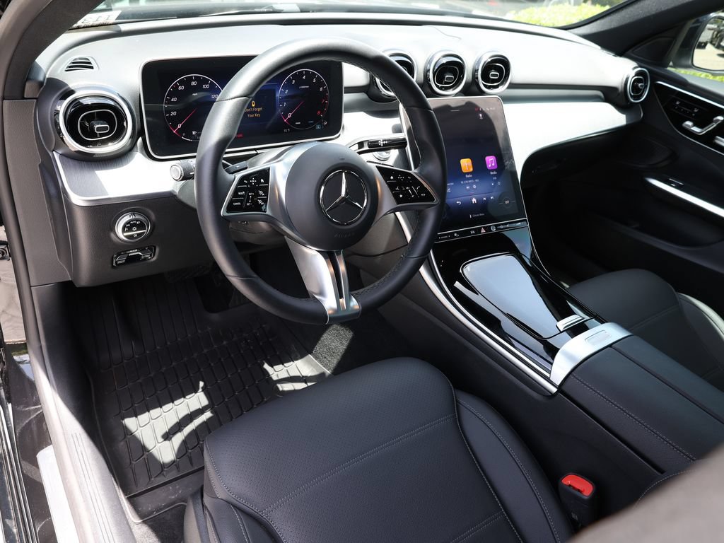 Used 2025 Mercedes-Benz C 300 Sedan image 17