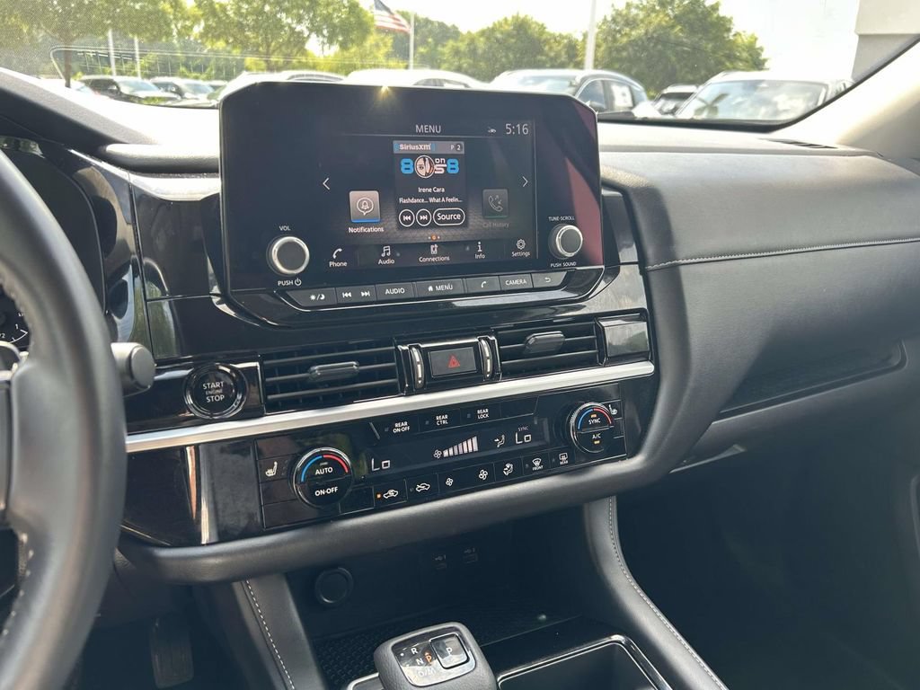 Used 2025 Nissan Pathfinder SV AWD/4WD image 25