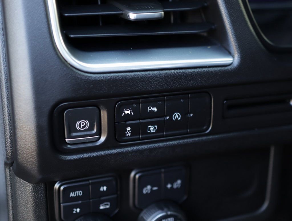 Used 2023 Chevrolet Tahoe LT w/ Luxury Package image 10