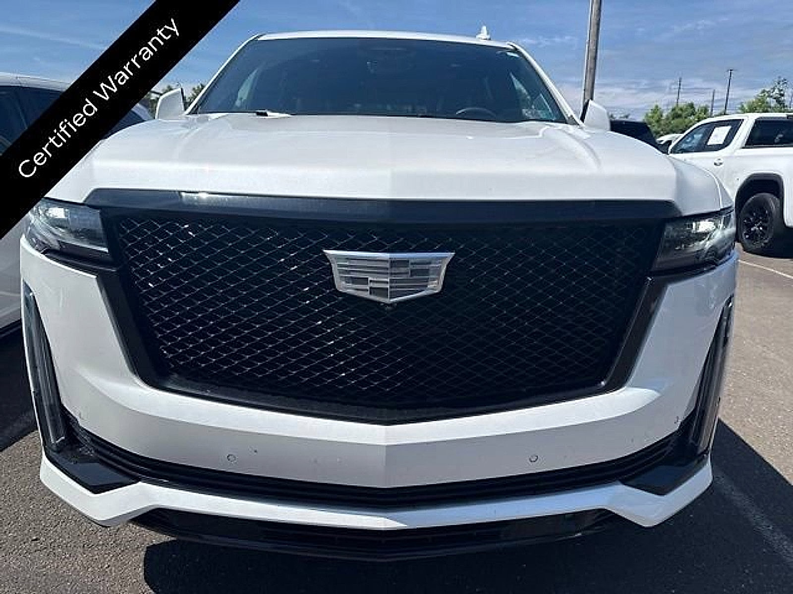 Certified 2024 Cadillac Escalade Sport Platinum w/ LPO, ONYX Package AWD/4WD image 6