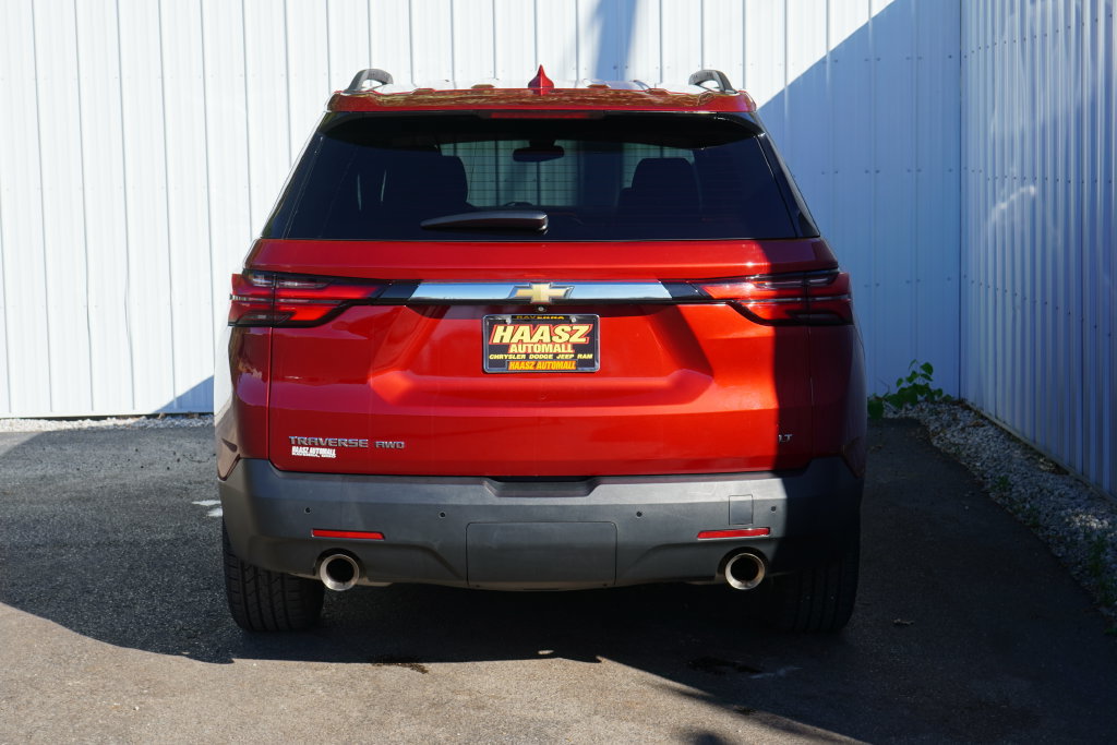 Used 2023 Chevrolet Traverse LT AWD/4WD image 5