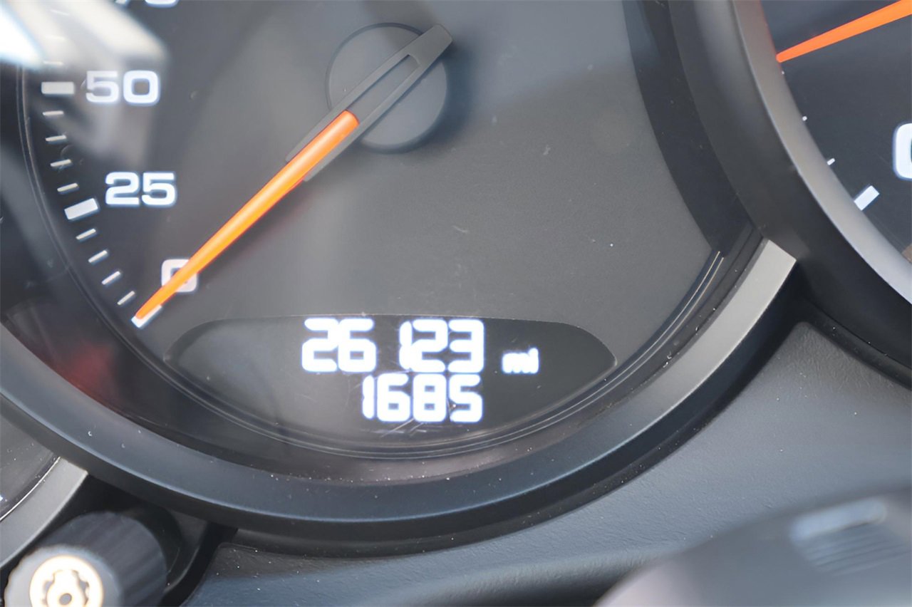 Used 2017 Porsche 911 Carrera image 27