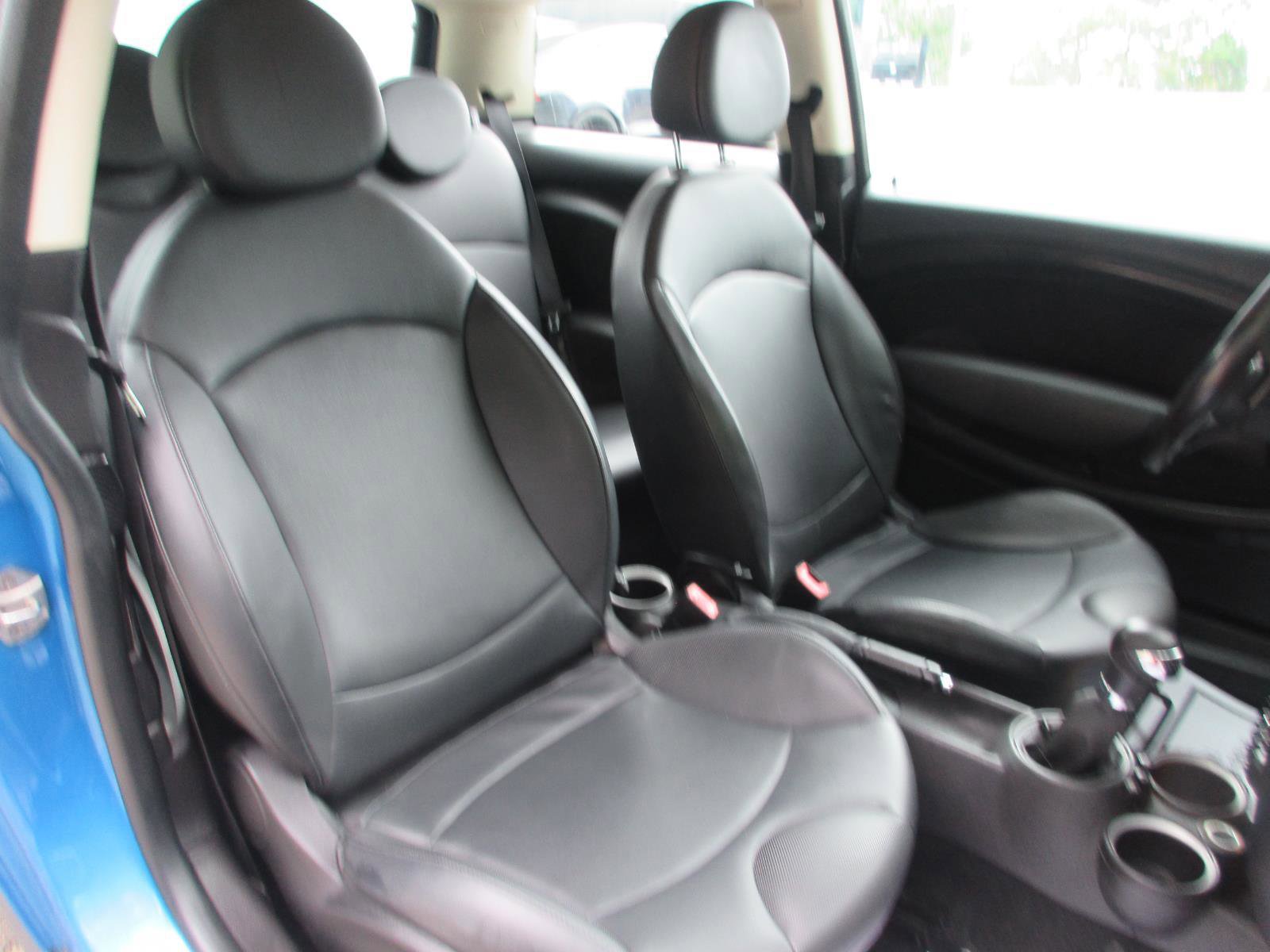 Used 2011 MINI Cooper S FWD image 20