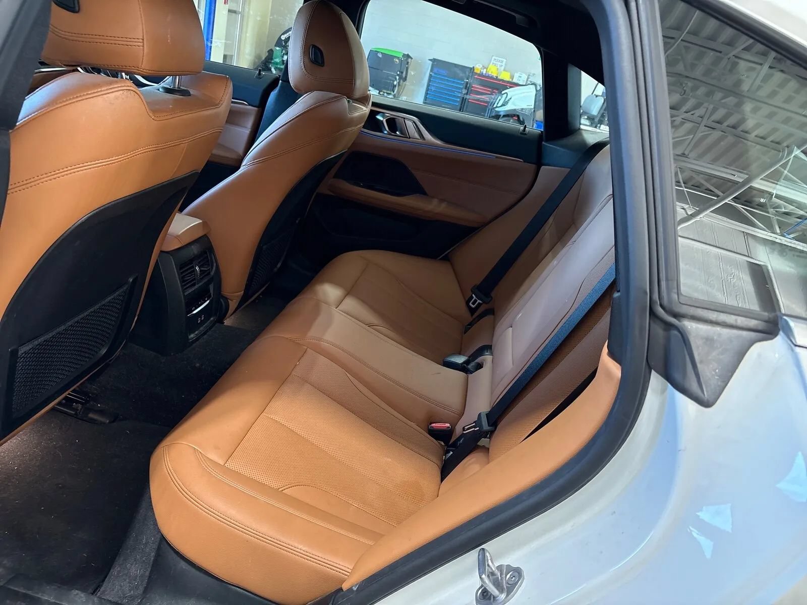 Used 2022 BMW i4 eDrive40 RWD image 5
