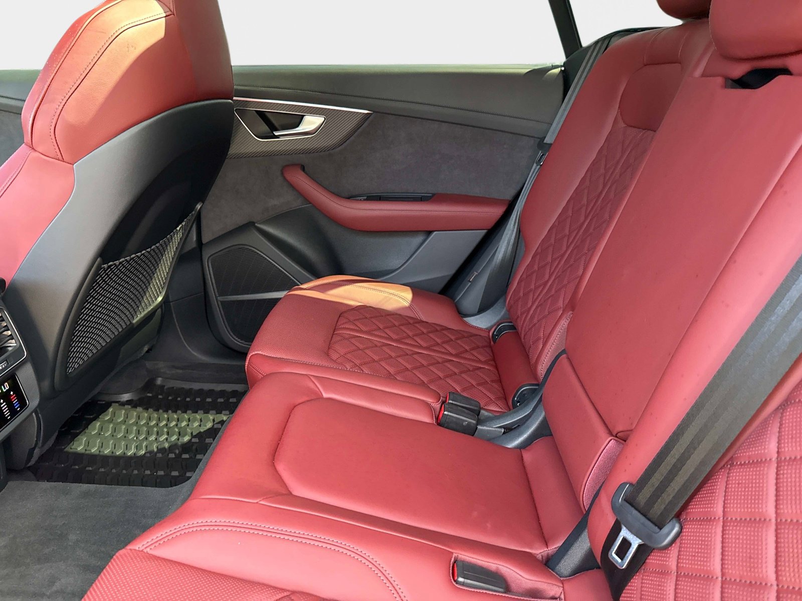 Used 2024 Audi SQ8 Prestige image 14