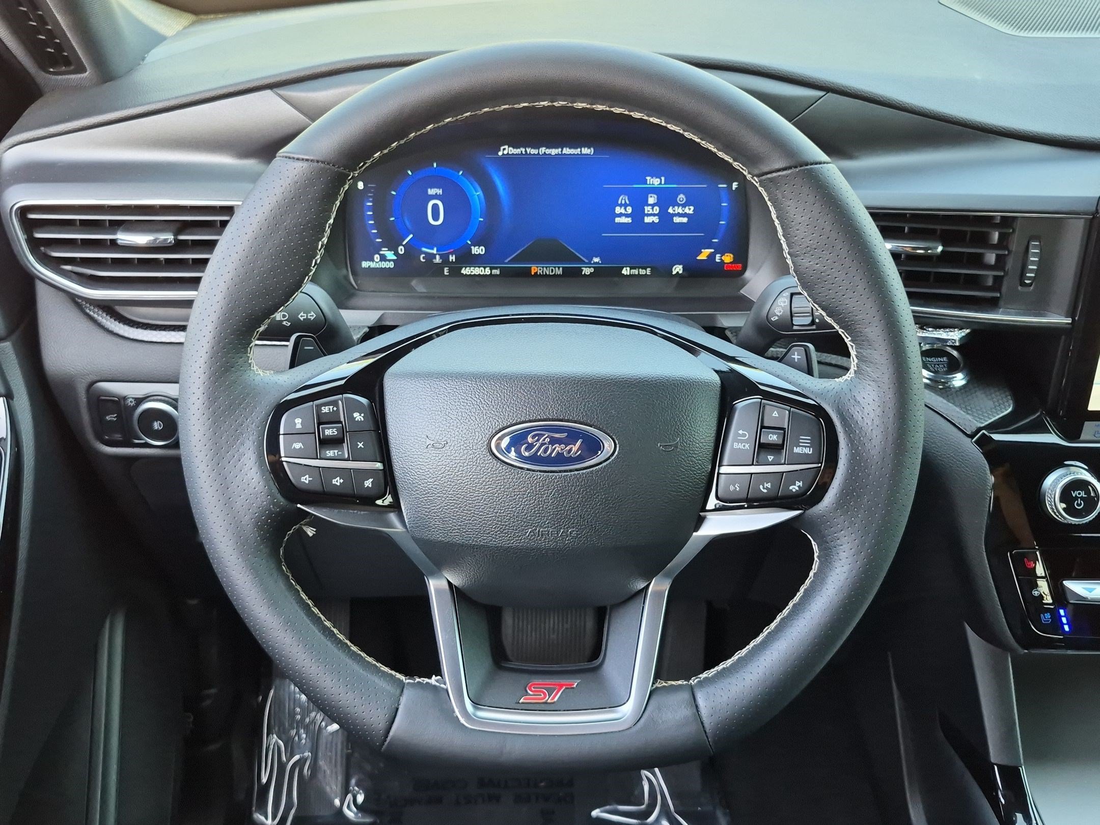 Used 2023 Ford Explorer ST w/ Equipment Group 401A AWD/4WD image 18