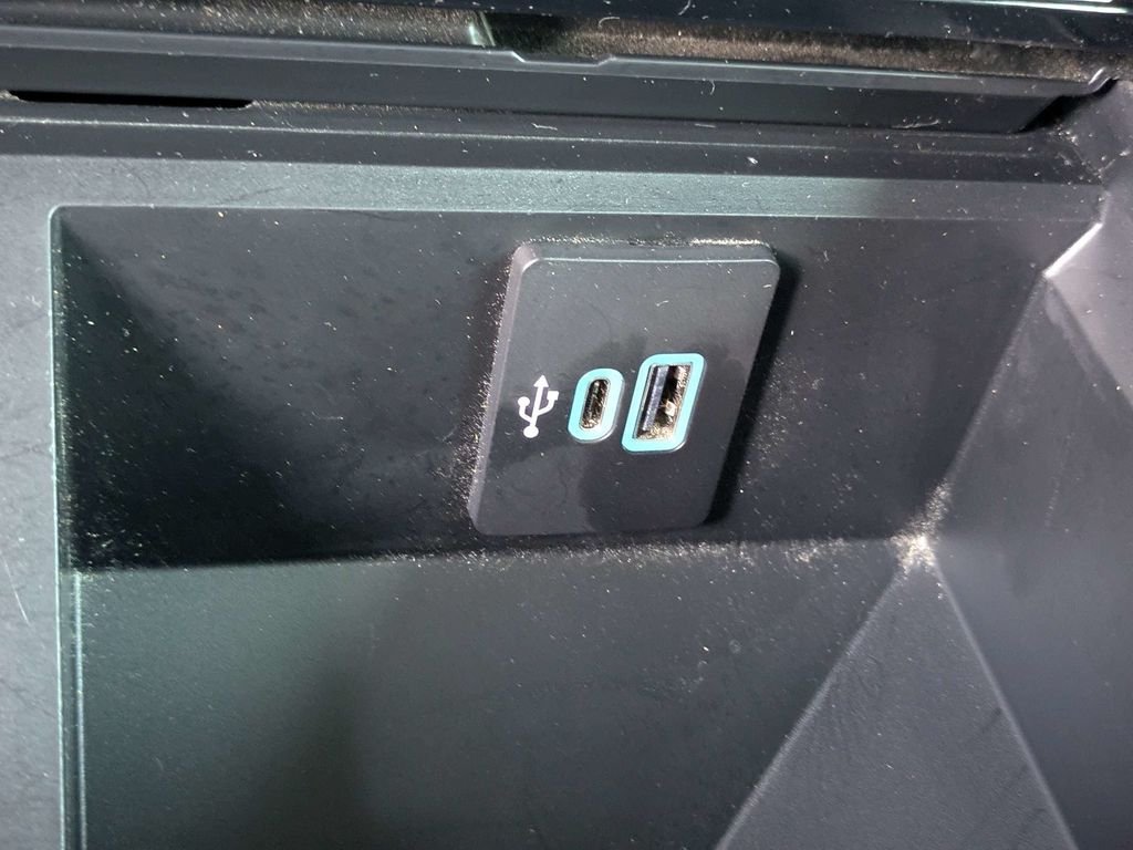 Used 2026 Ford F350 Lariat AWD/4WD image 23