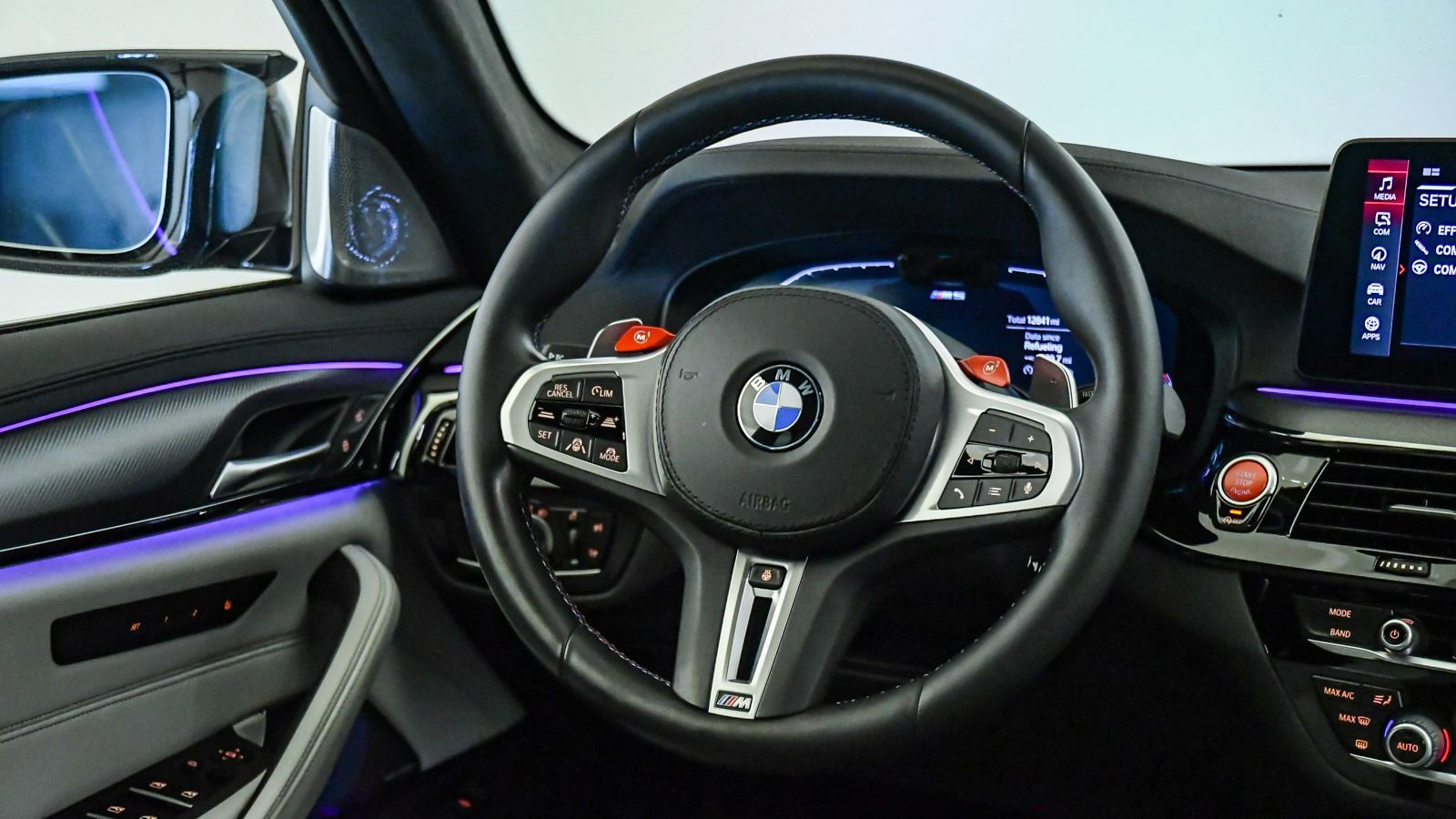 Used 2023 BMW M5 w/ Competition Package image 18