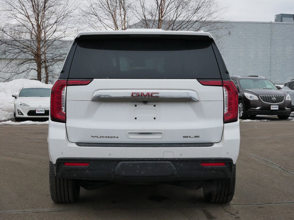Used 2024 GMC Yukon SLE image 6