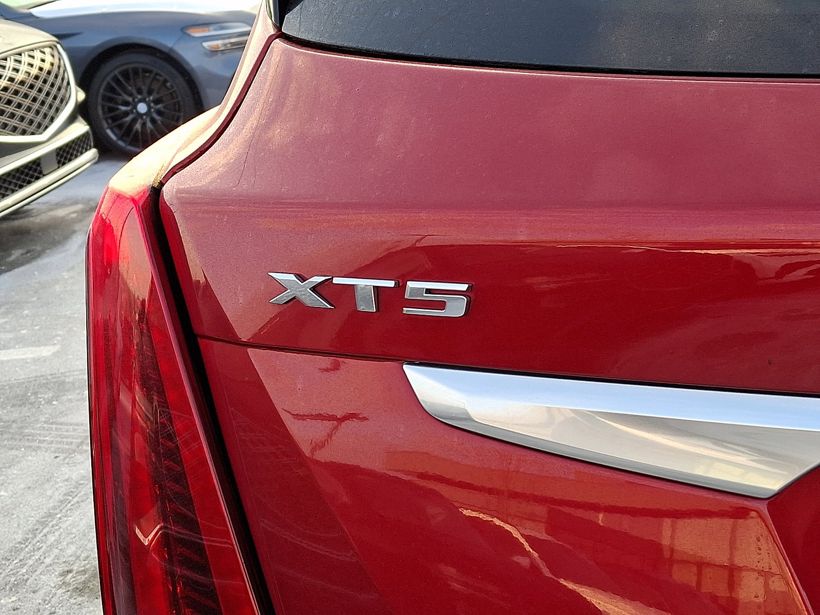 Used 2024 Cadillac XT5 Premium Luxury image 32