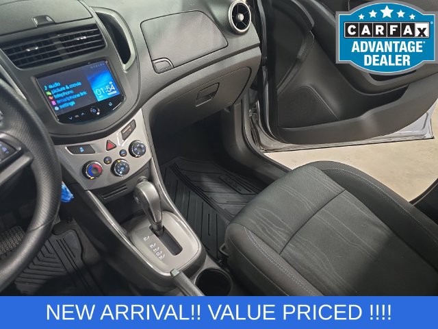 Used 2016 Chevrolet Trax LT w/ LPO, Protection Package FWD image 21