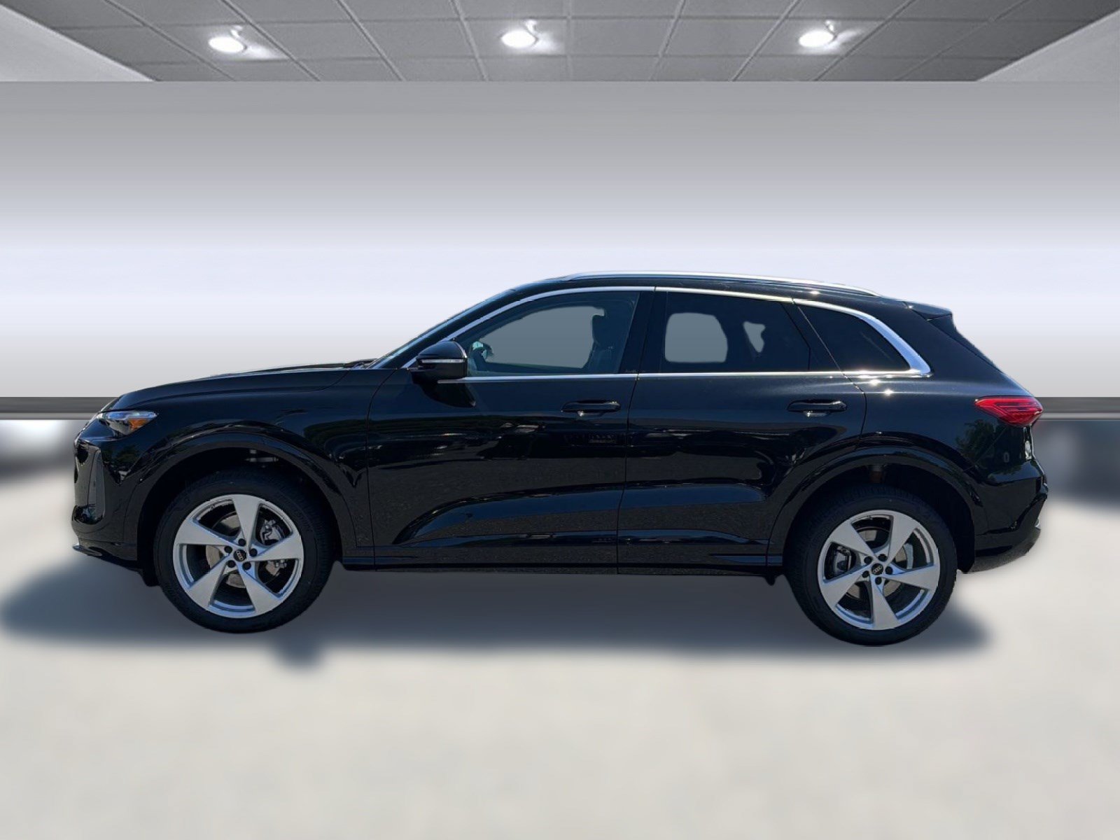 New 2026 Audi Q5 Premium w/ Premium Plus AWD/4WD image 2