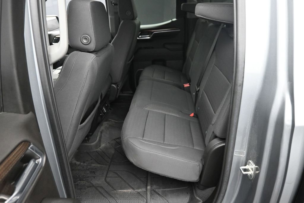 Used 2023 Chevrolet Silverado 1500 LT AWD/4WD image 10