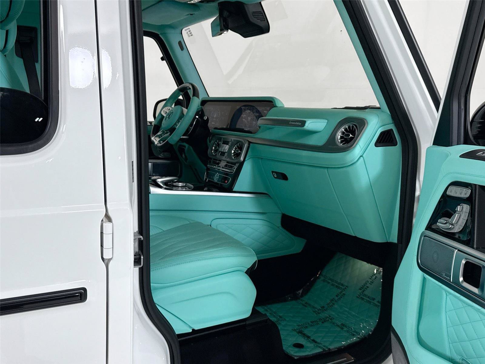 Used 2024 Mercedes-Benz G 63 AMG 4MATIC image 30
