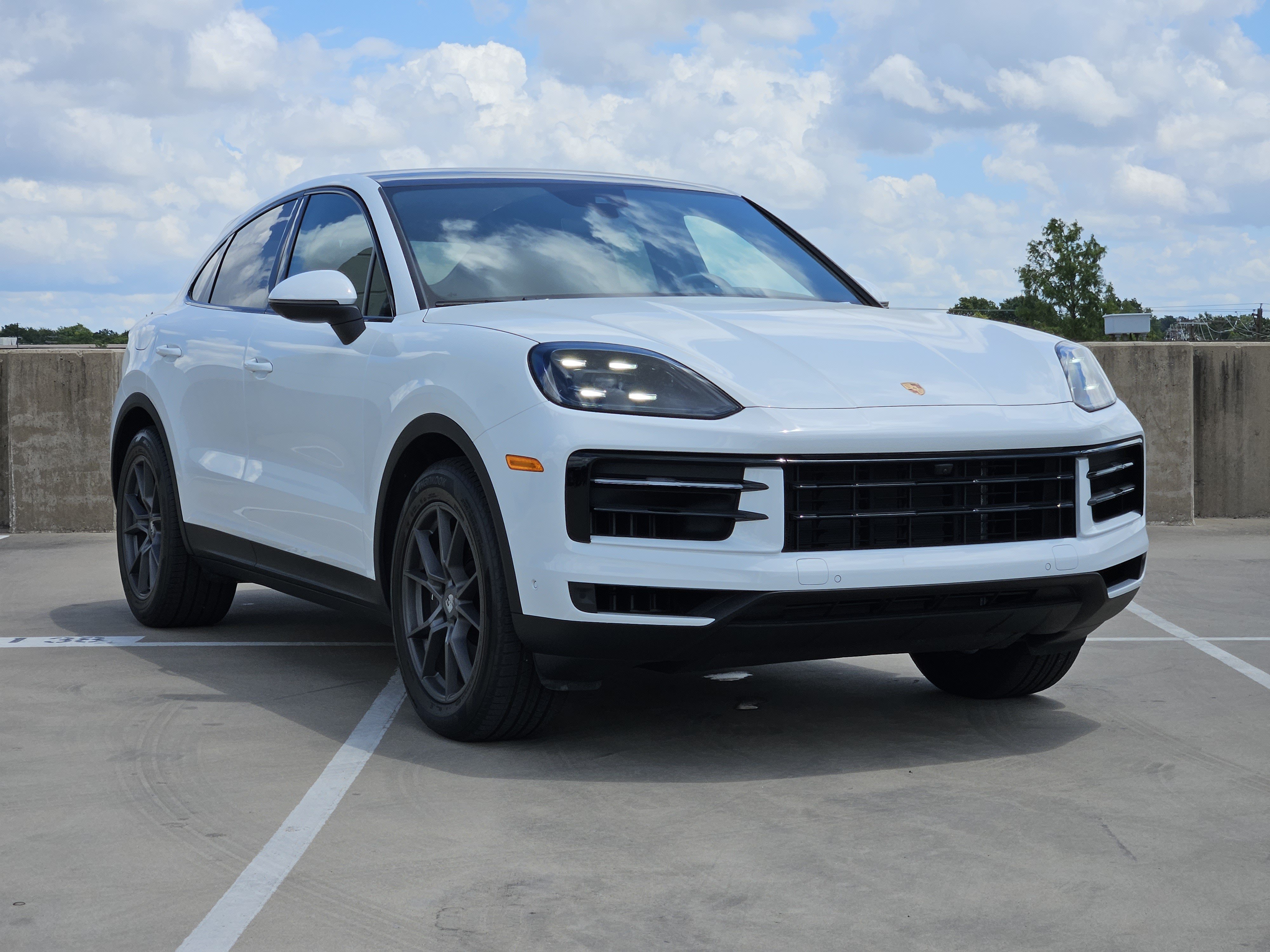 Certified 2026 Porsche Cayenne Coupe AWD/4WD image 10