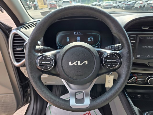 Used 2024 Kia Soul LX FWD image 32