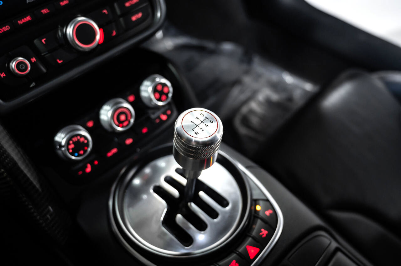 Used 2009 Audi R8 V8 image 30