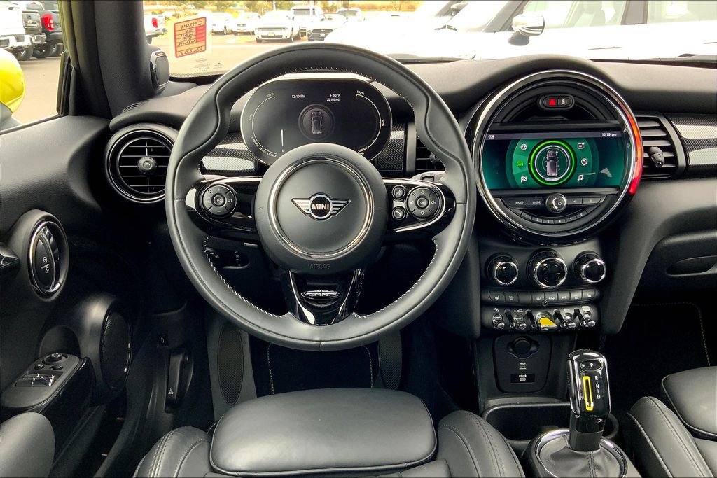 Used 2021 MINI Cooper SE w/ 8.8" Touchscreen Nav Package image 5