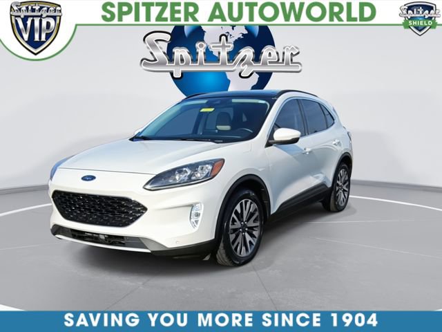 Used 2020 Ford Escape Titanium image 4