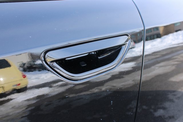 Used 2024 Jeep Wagoneer Launch Edition image 9