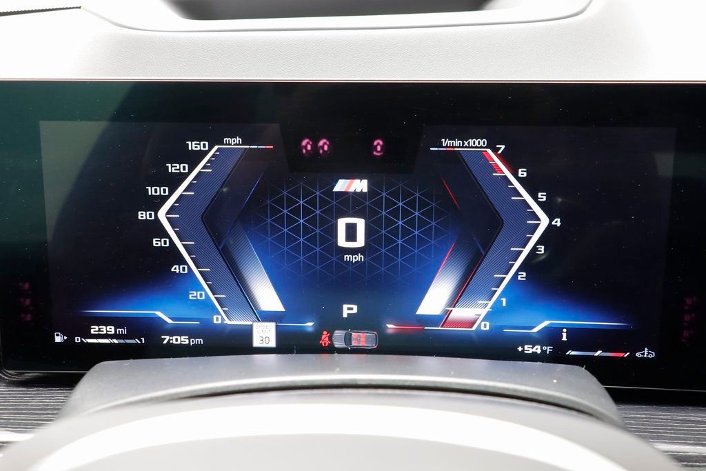 Certified 2025 BMW X7 M60i AWD/4WD image 8