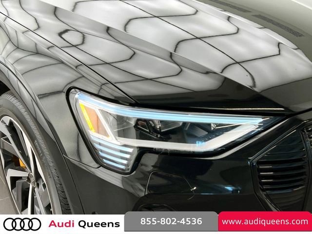 Certified 2023 Audi e-tron Premium Plus w/ Premium Plus Package image 9
