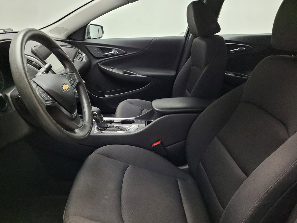 Used 2022 Chevrolet Malibu LS w/ Driver Confidence Package II FWD image 17