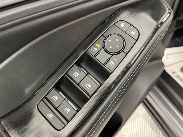 Certified 2025 Nissan Rogue SV FWD image 31