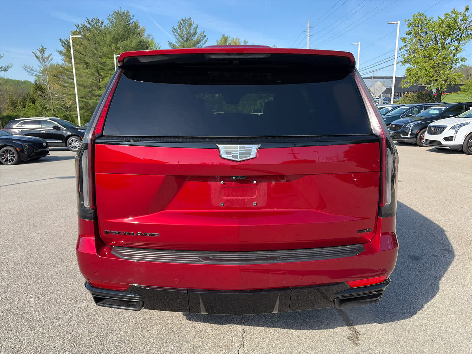 Certified 2023 Cadillac Escalade Sport w/ LPO, ONYX Package AWD/4WD image 3