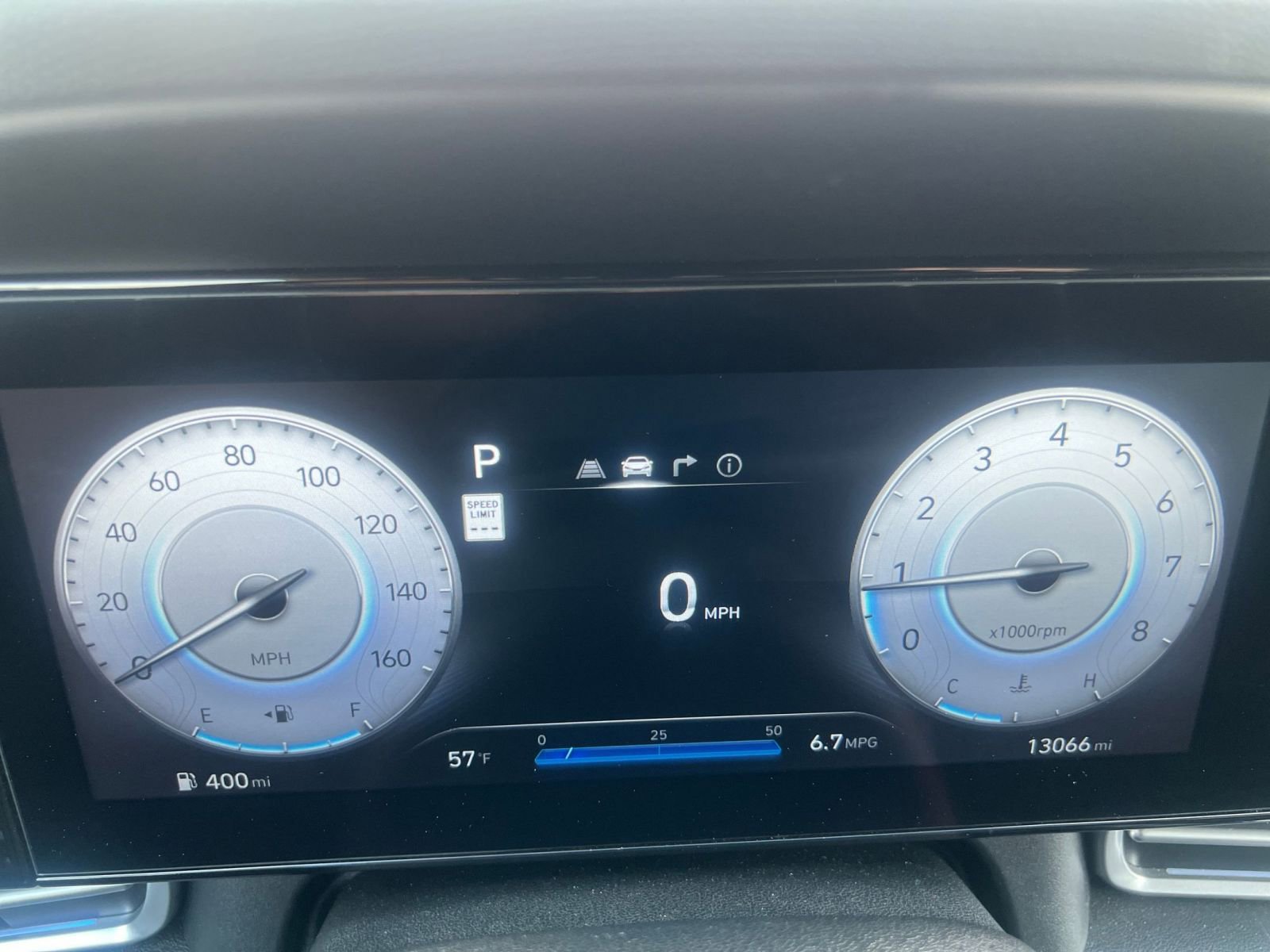 Used 2025 Hyundai Elantra SEL FWD image 40