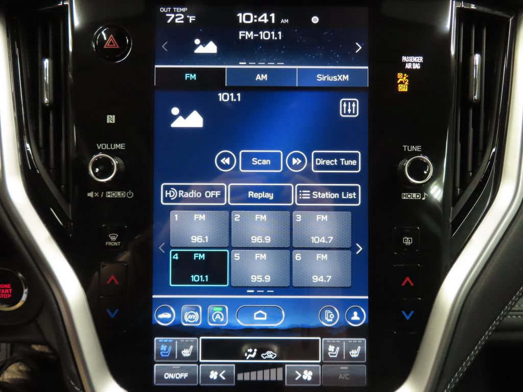 Used 2023 Subaru Outback Touring AWD/4WD image 22