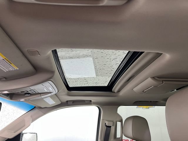 Used 2019 Chevrolet Suburban Premier RWD image 22