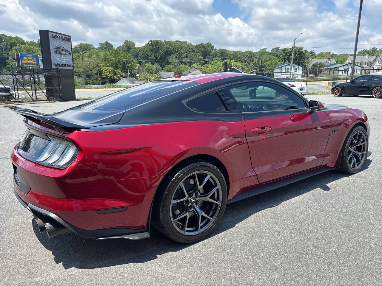 Used 2019 Ford Mustang GT RWD image 9