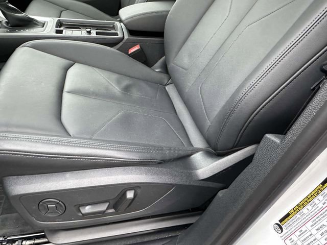 Certified 2025 Audi Q3 2.0T Premium w/ Convenience Package image 23